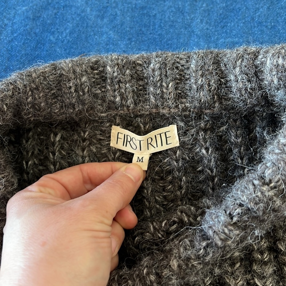 First Rite Alpaca cropped sweater - Picture 2 of 4